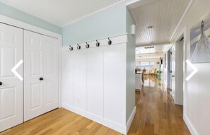 Interior - Luxury waterfront condo in Historic Jamestown, RI, steps to the beach. (Jamestown)