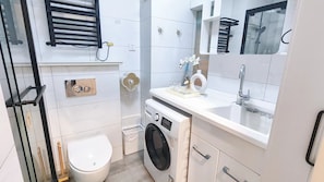 Comfort-Suite, Stadtblick | Badezimmer