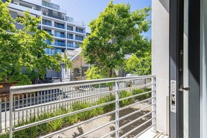 Property grounds - One77 on Main (Green Point)