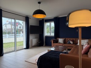Living area - House near the sea in the center of Etables-sur-Mer, close to the beaches. (Binic-Étables-sur-Mer)