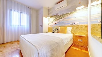 Habitación individual económica | Escritorio, espacio para trabajar con laptop y wifi gratis