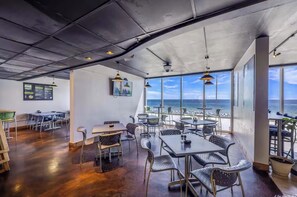 Dining - The Mermaid &The Fisherman-1 Bedroom Beachfront Condo with Breathtaking Views! (Panama City Beach)
