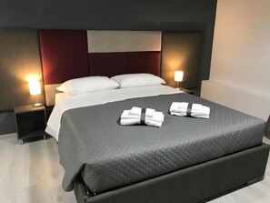 Acceso a internet y ropa de cama