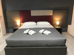Acceso a internet y ropa de cama