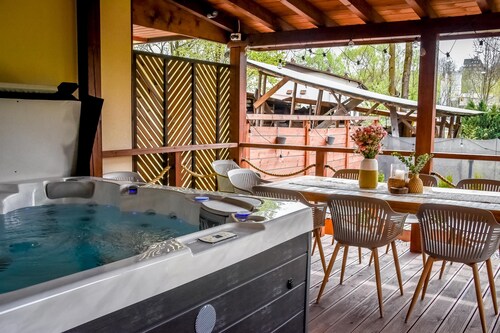 Świdrowa Chata Jacuzzi & Sauna