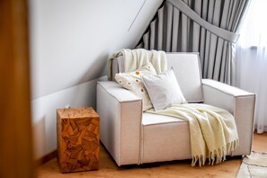 Apartment with Sauna | Área de sala de estar