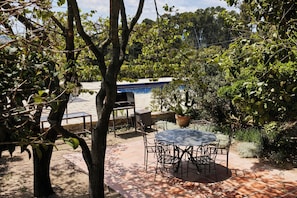 Villa | Outdoor dining