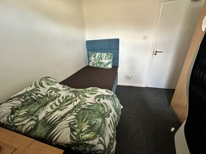 Shared Dormitory, 1 Bedroom