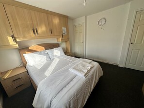 Gemeinsamer Schlafsaal, 1 Schlafzimmer