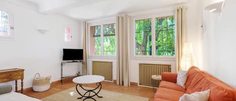 Fernseher