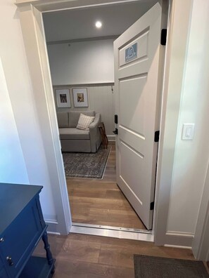 Interior - Private Room/Boutique Inn/Kitchen/Bathtub (St. Augustine)