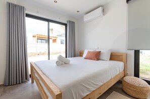 Caixa forta a l'habitació, planxa i posts de planxar i wifi gratuïta 