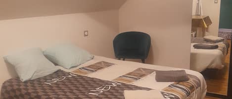 1 bedroom, internet, bed sheets
