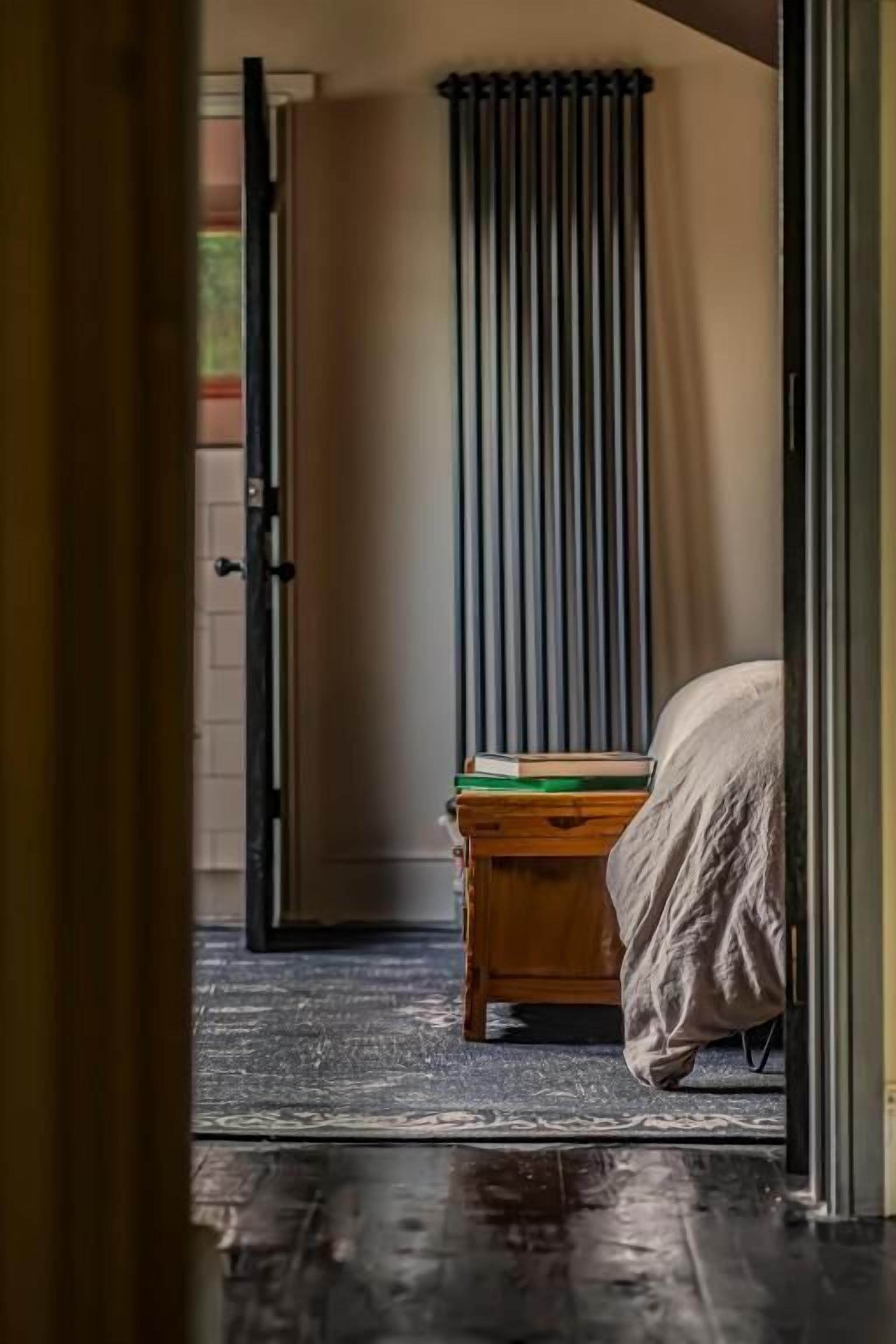 Habitación doble clásica, vista a la ciudad | Tabla de planchar con plancha y wifi gratis 