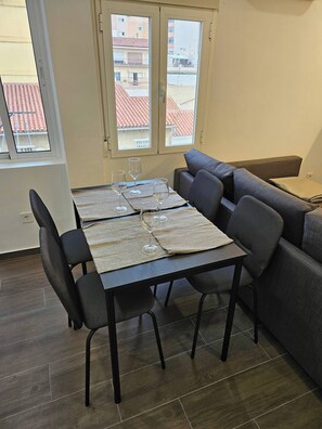 Dining - Vrbo Property (Málaga)