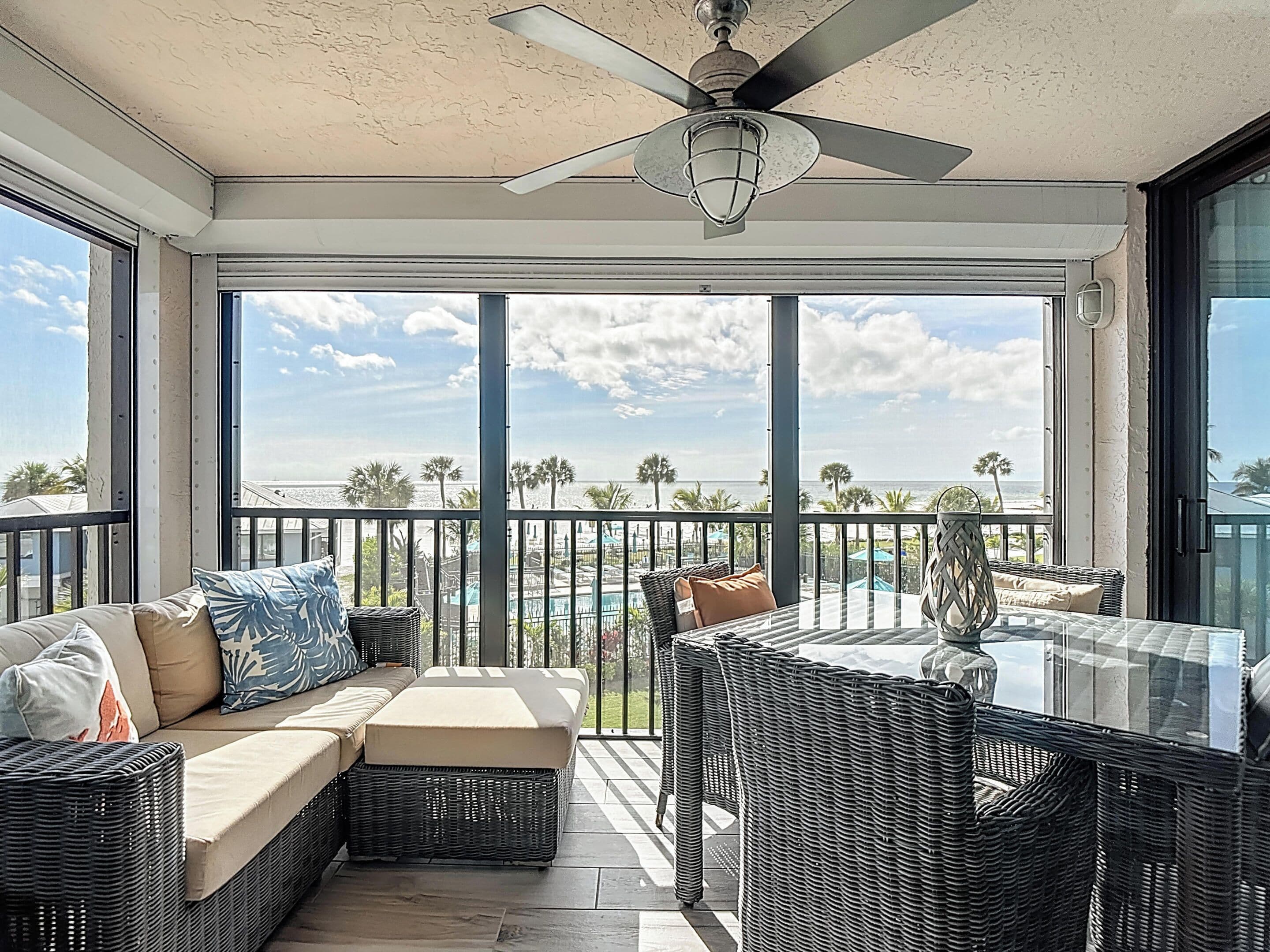 Condo (2 Bedrooms) | Front of property
