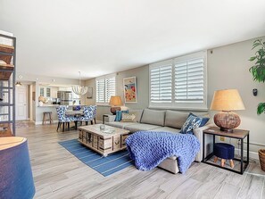 Condo (2 Bedrooms) | Property amenity - Caper Beach Club 312 (Fort Myers Beach)