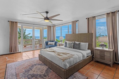 Villa Serenidad | Oceanview Pool Retreat