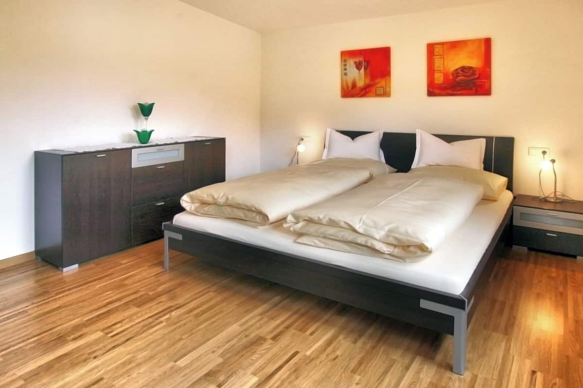 Coffres-forts dans les chambres, chambres insonorisées, Wi-Fi gratuit