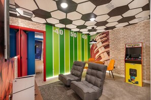 Spielezimmer