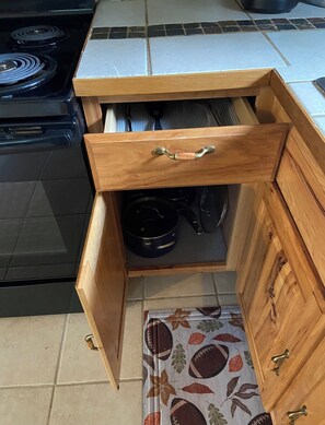 Private kitchen - Cozy 2-bedroom country cottage in peaceful Oden with AC (Oden)
