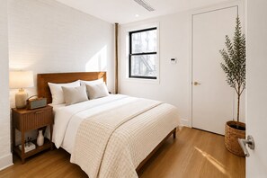 2 slaapkamers, een strijkplank/strijkijzer, wifi, beddengoed
