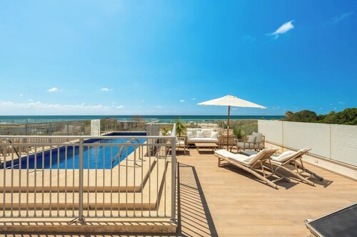 Garden& Rooftop Beachfront Luxury in Shavei Tzion
