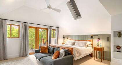 Historic Craftsman Gem w/ Hot Tub, 5 Min to Downtown