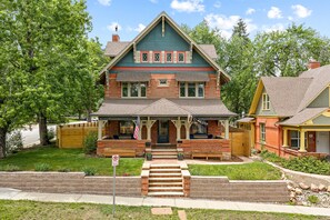 Exterior - Historic Craftsman Gem w/ Hot Tub, 5 Min to Downtown (Boulder)