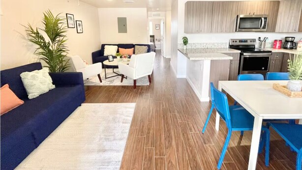 Unclassified image, 1 of 12, button - Bright 2BR suite | Central Miami (Miami)