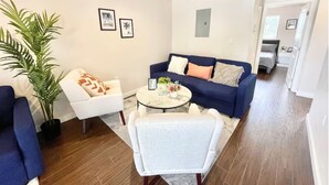 Unclassified image, 4 of 12, button - Bright 2BR suite | Central Miami (Miami)