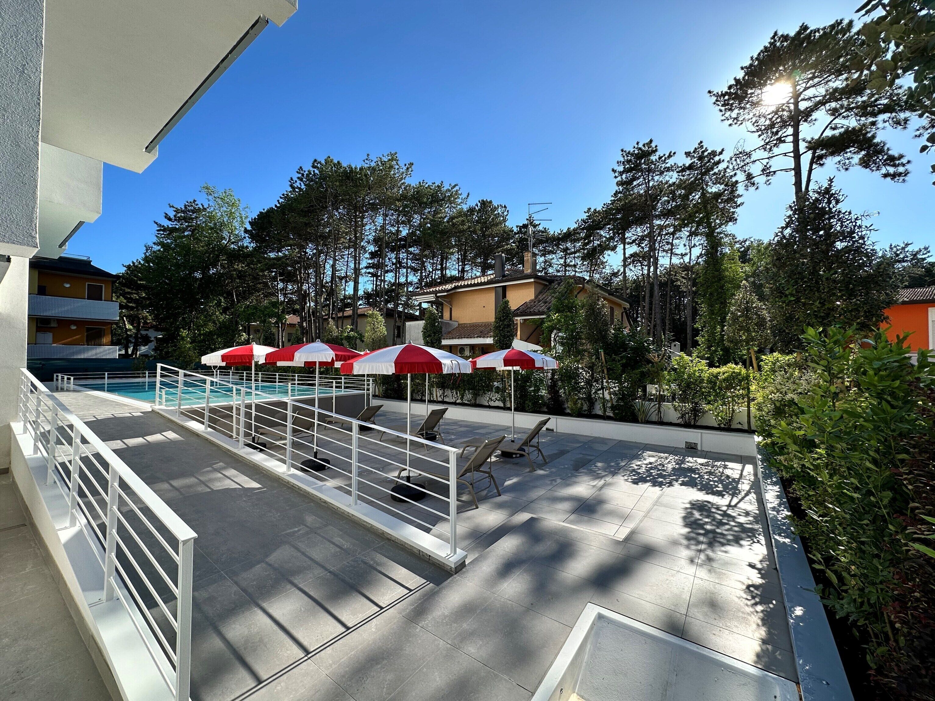 Apartment, 4 Bedrooms, Balcony, City View | Property grounds