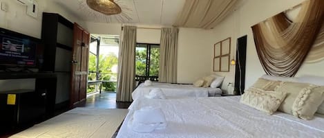 Comfort Cabin | Free WiFi
