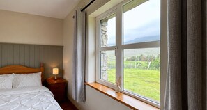 3 Schlafzimmer, Bügeleisen/Bügelbrett, Bettwäsche