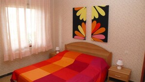 Apartemen, 2 kamar tidur, balkon | 3 kamar tidur