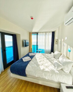 Deluxe Apartment, Sea View | Premium bedding, pillow-top beds, blackout curtains, iron/ironing board - Batumi Orbi City Lux Studio MK (Batumi)