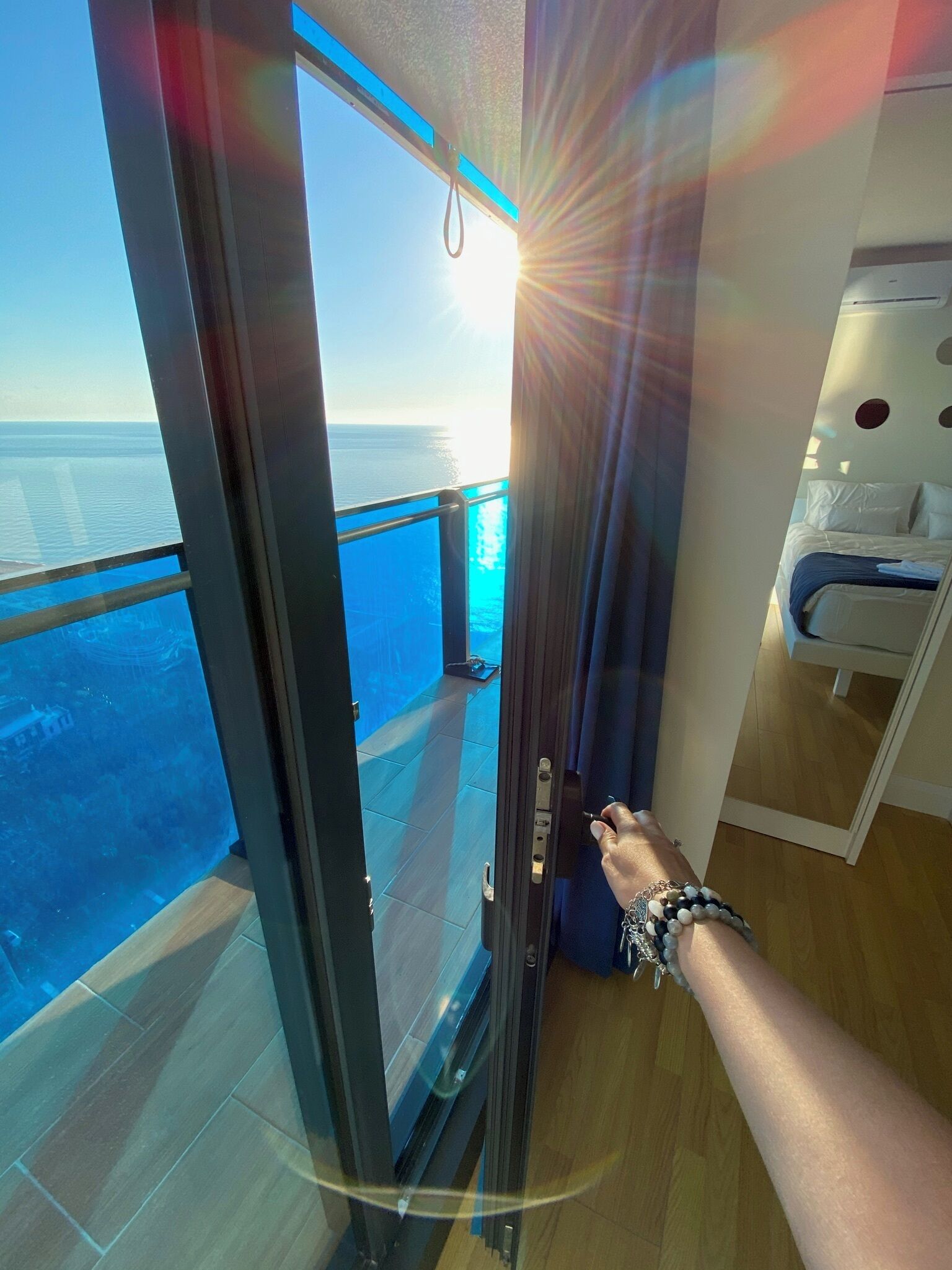 Deluxe Apartment, Sea View | Premium bedding, pillow-top beds, blackout curtains, iron/ironing board