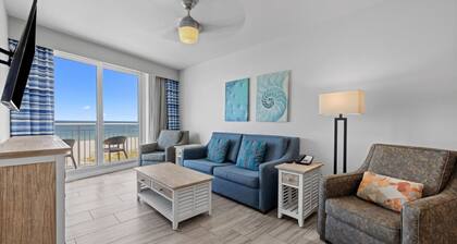 Premium Corner Suite w/ Gulf Views | Beach & Pool