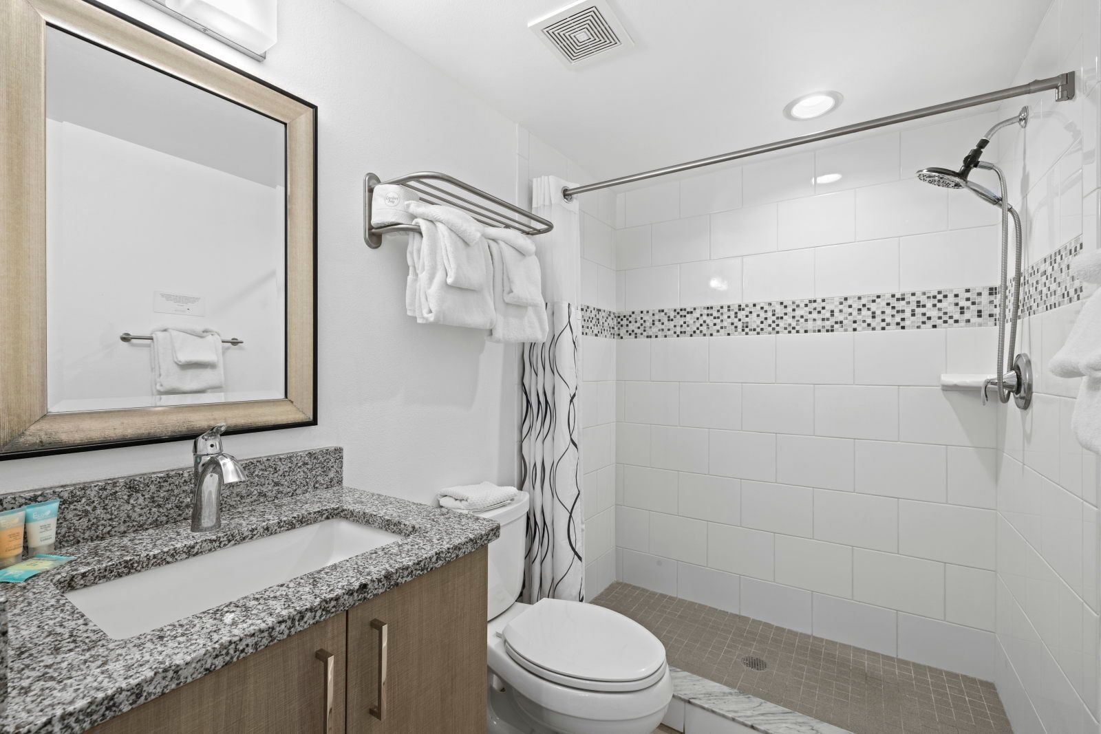 Towels, toilet paper