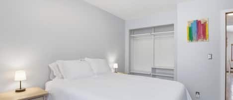 3 bedrooms, iron/ironing board, travel cot, free WiFi