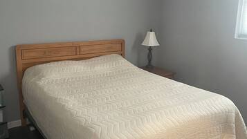 2 chambres, accès au Wi-Fi (inclus), literie fournie