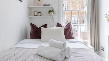Iron/ironing board, cots/infant beds, travel cot, free WiFi