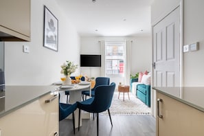 Apartamento urbano, 2 quartos, para não fumantes | Opções para refeição