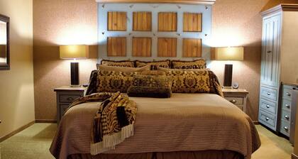 Warm lighting and inviting decor that melts away your stress and worry.