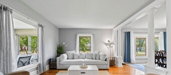 Maplewood Manor 6BR Lake Geneva Golf & Weddings