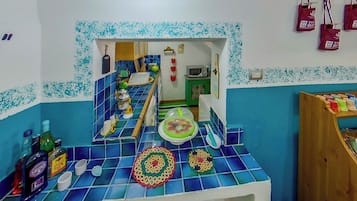 House, Mountain View | Private kitchenette