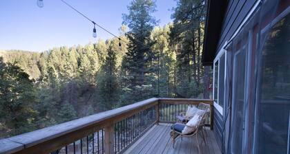 Ravenview Estate | Peaceful Prescott Getaway