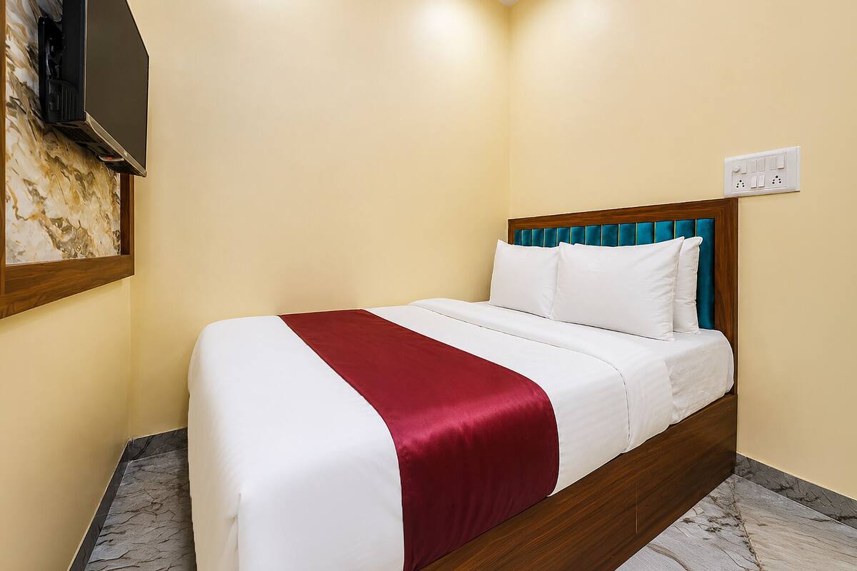 Premium-Zimmer | Bettwäsche aus ägyptischer Baumwolle, hochwertige Bettwaren, Zimmersafe