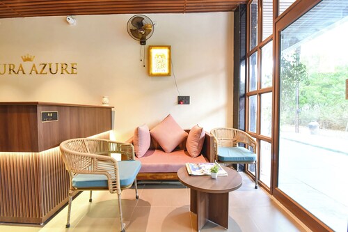 FabHotel Aura Azure, Mahalaxmi Nagar