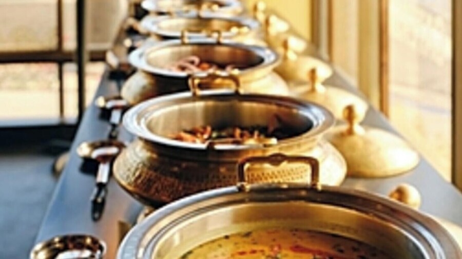 Fabhotel Bobs - 400m from Patna railway Station